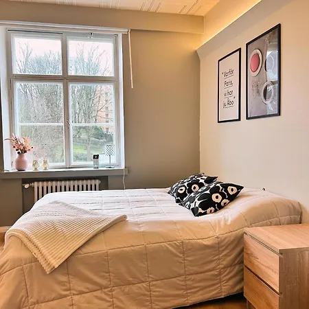 Apartman Atmospheric Stone House 1927 Near The Aura River *