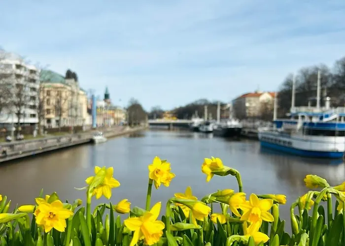 شقة Atmospheric Stone House 1927 Near The Aura River *
